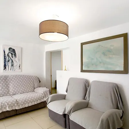 Atico Vecindario, Aeropuerto Holiday home *