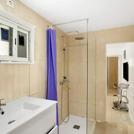 Holiday home Atico Vecindario, Aeropuerto *